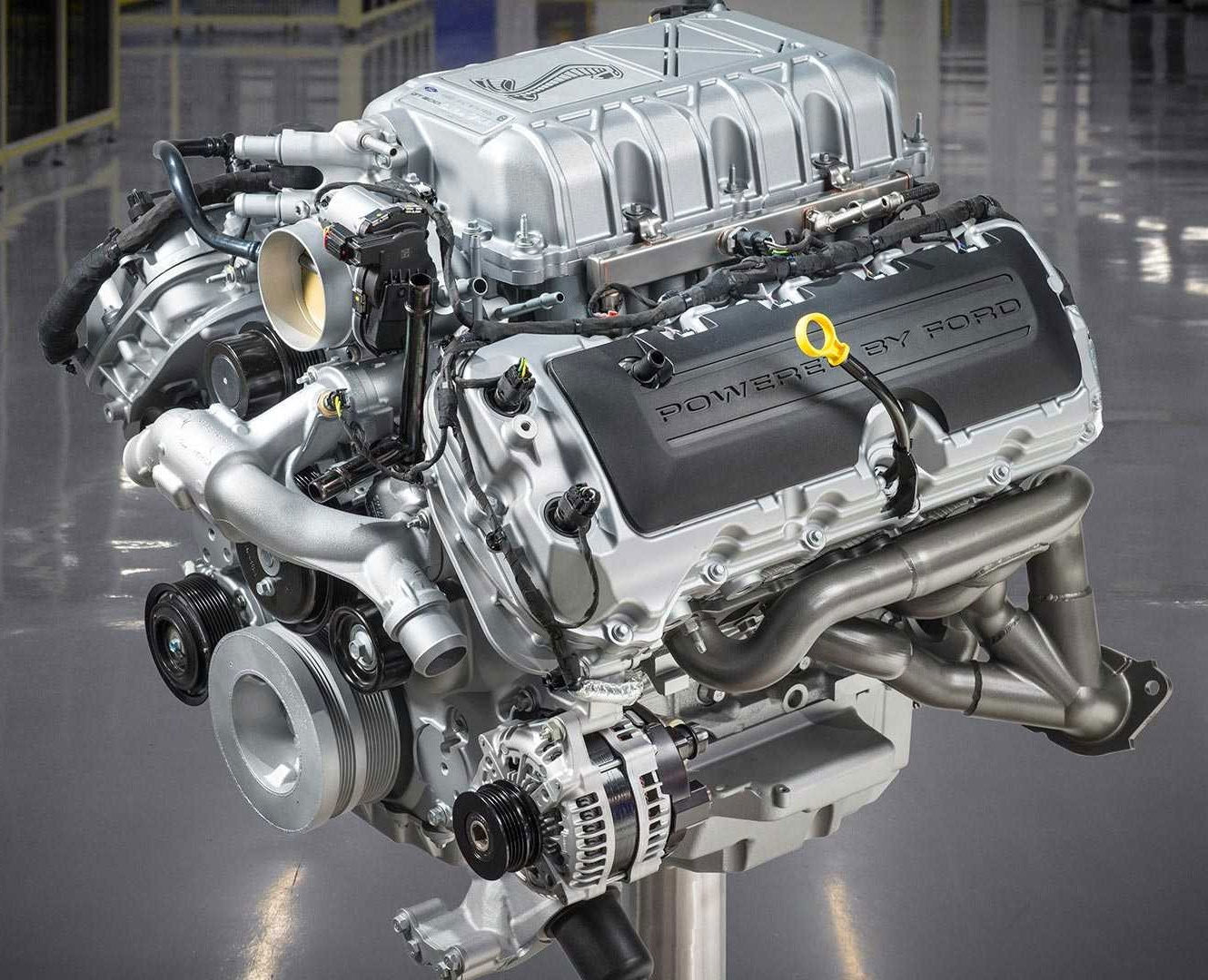 2020-2023 Shelby GT500 5.2L M-6067-M52S Cam Covers & Powered By Ford Coil Covers